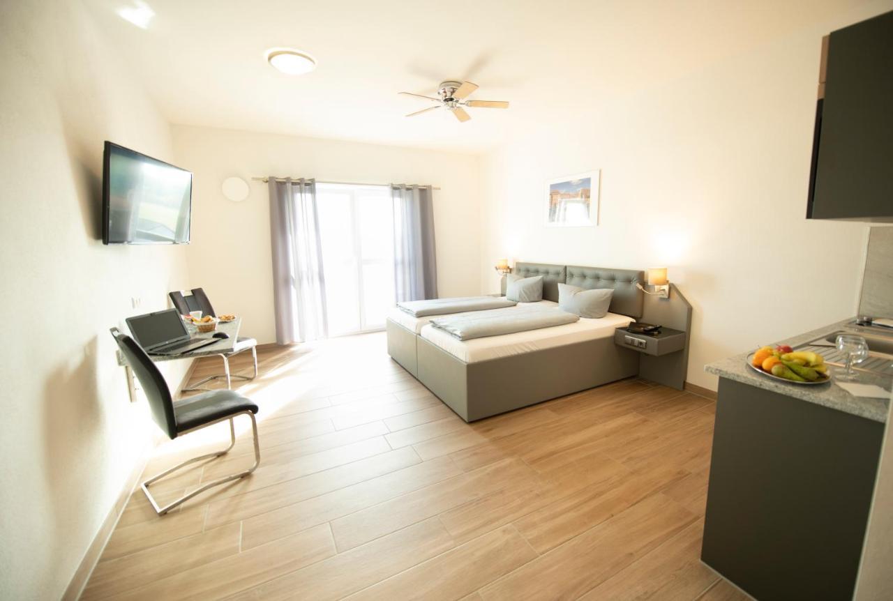 Stadthotel Donauworth Bagian luar foto