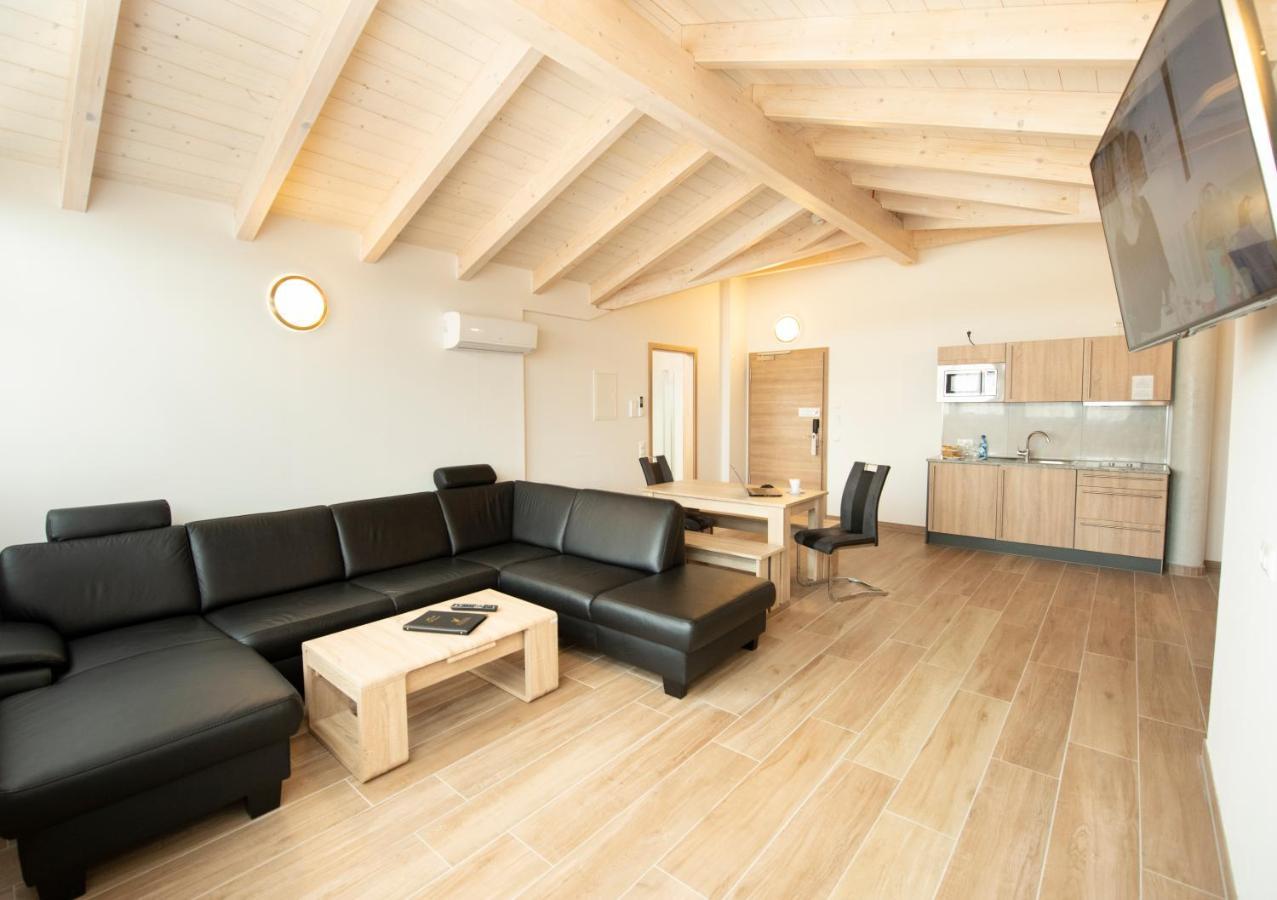 Stadthotel Donauworth Bagian luar foto