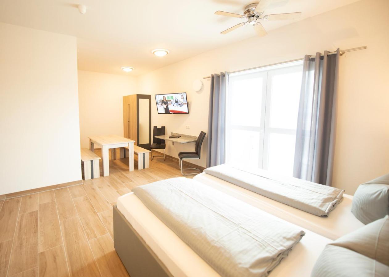 Stadthotel Donauworth Bagian luar foto