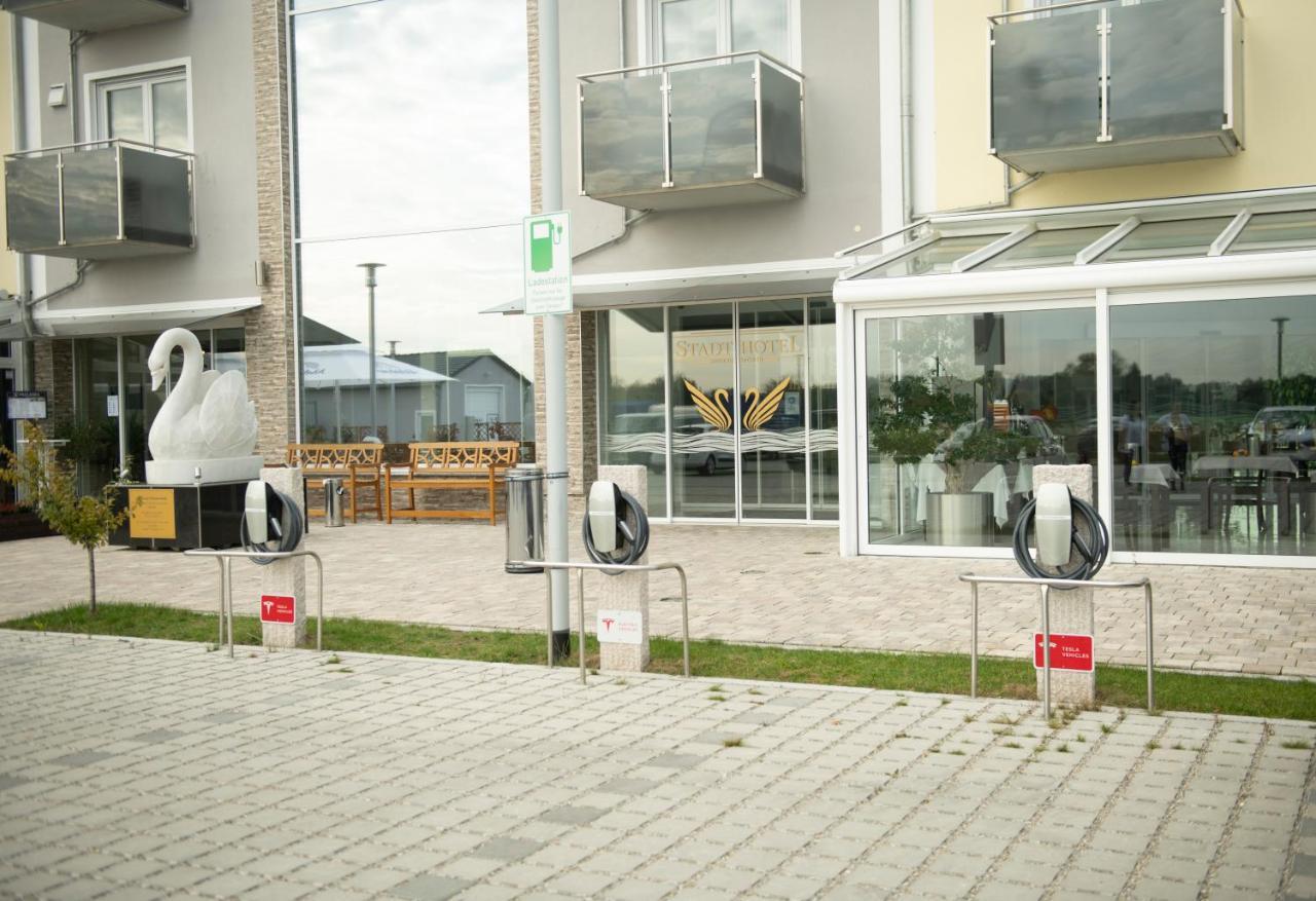 Stadthotel Donauworth Bagian luar foto