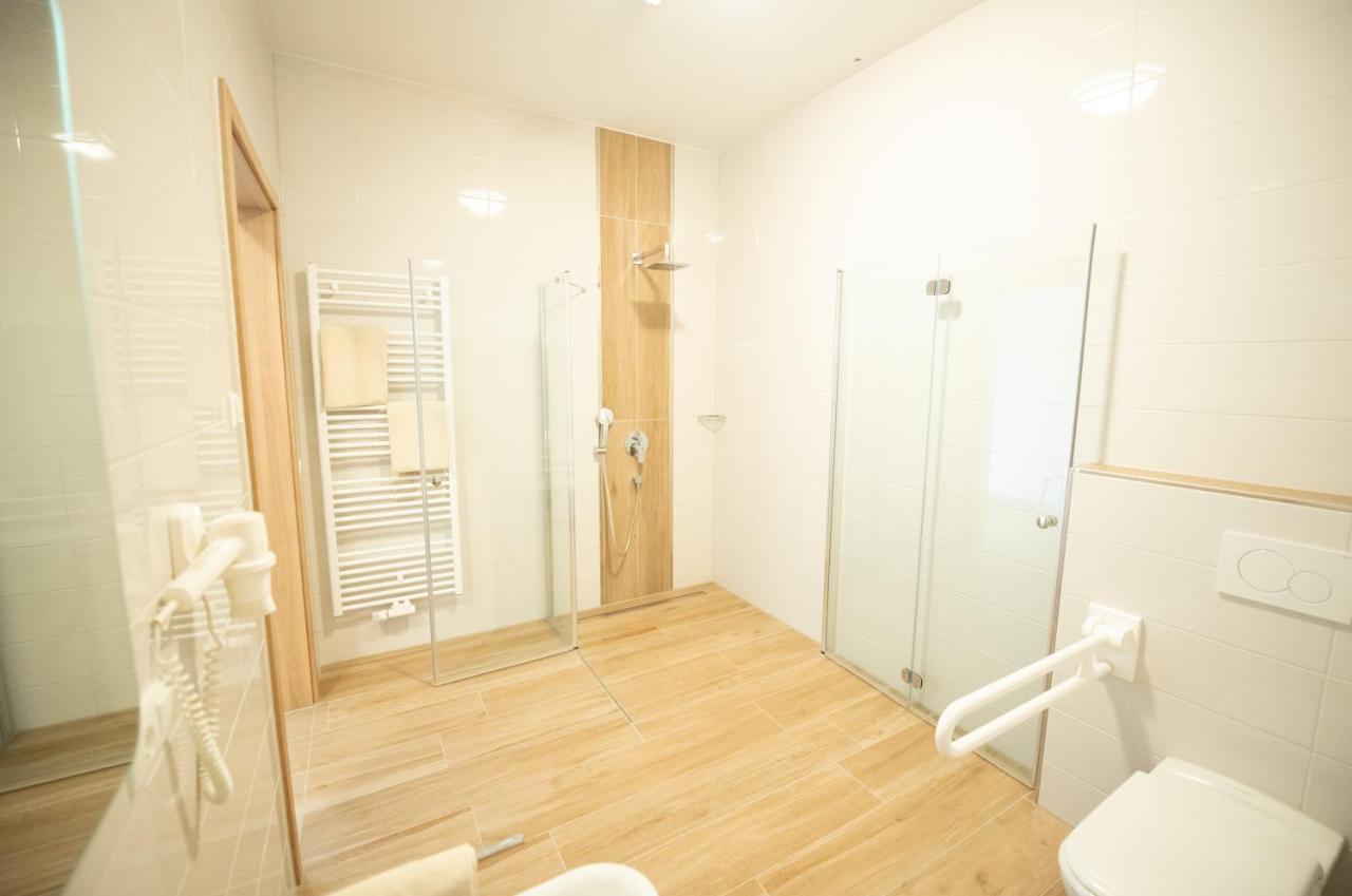 Stadthotel Donauworth Bagian luar foto