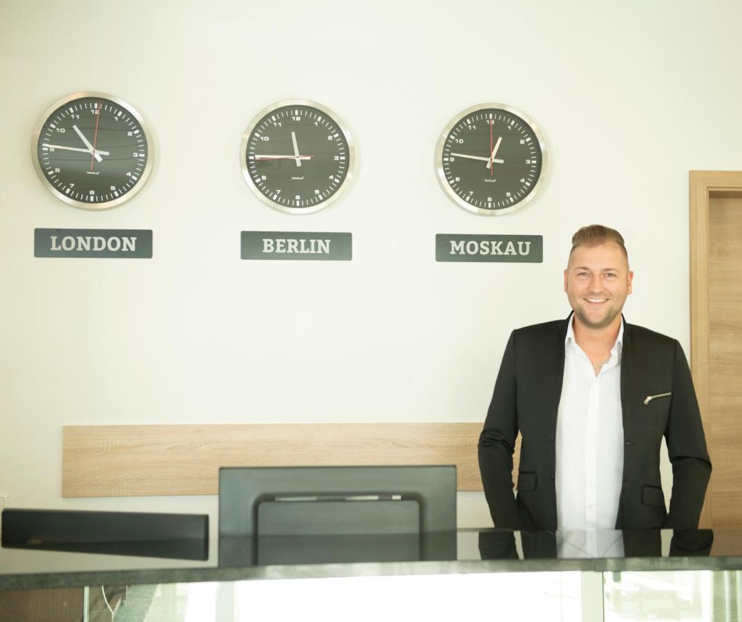 Stadthotel Donauworth Bagian luar foto