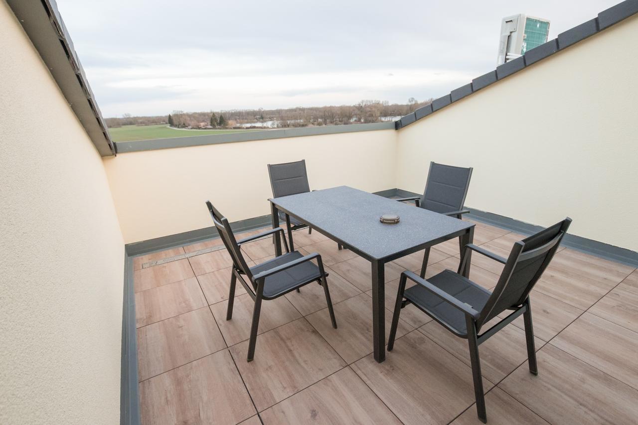 Stadthotel Donauworth Bagian luar foto