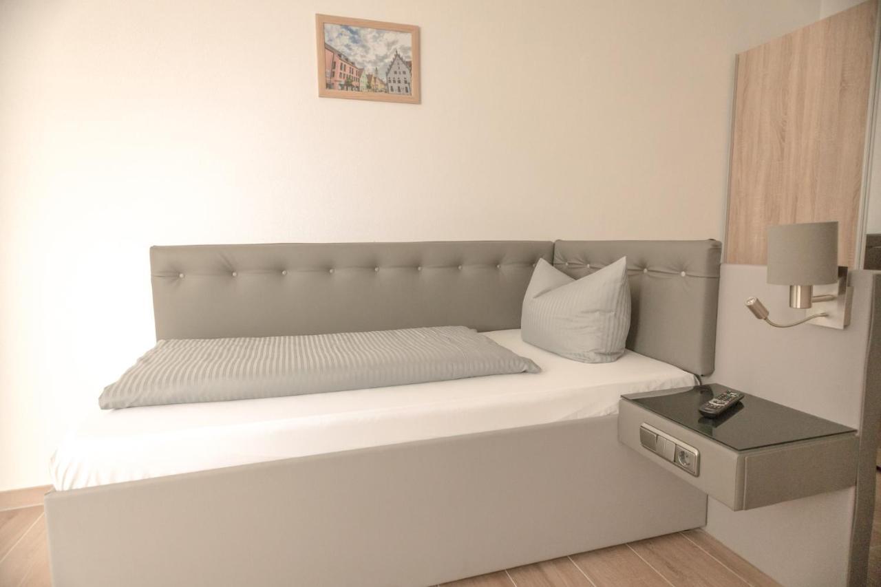 Stadthotel Donauworth Bagian luar foto
