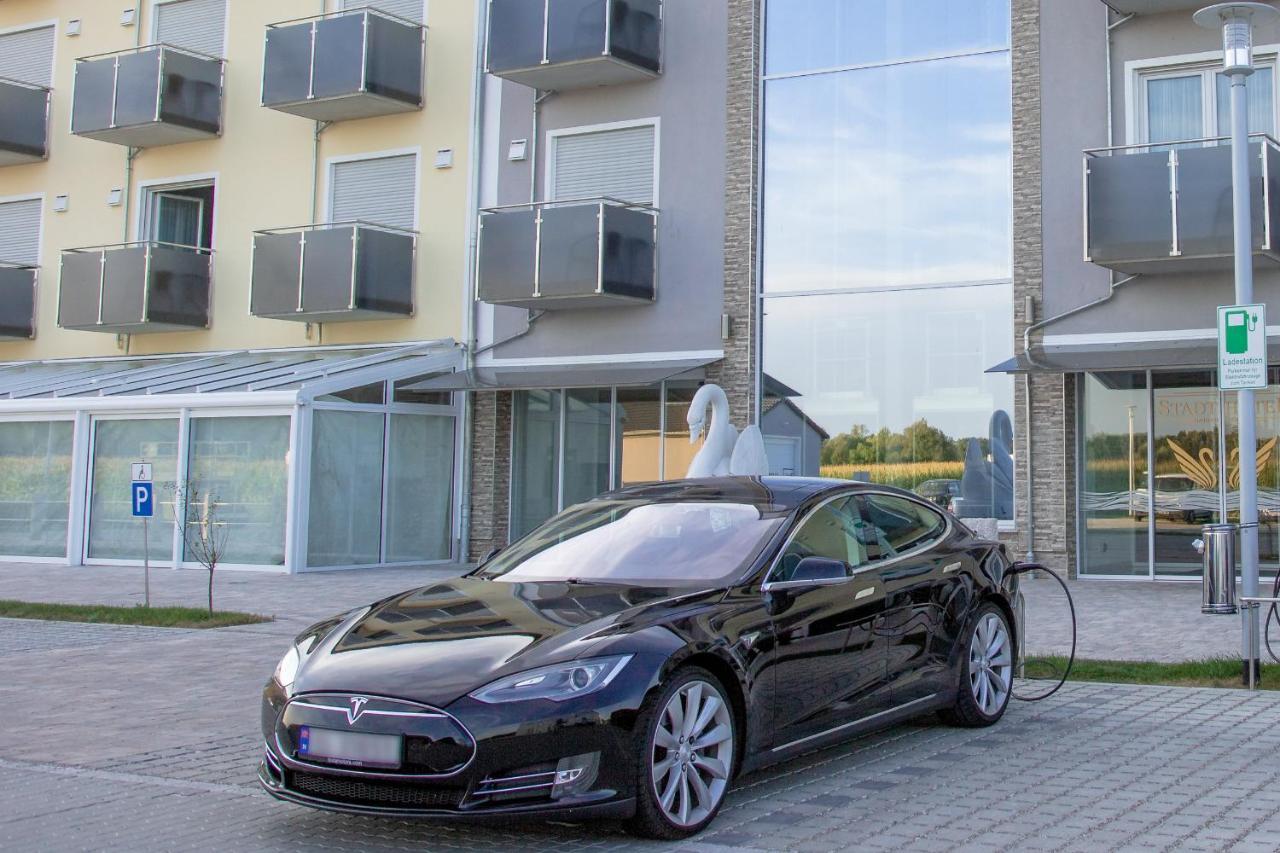Stadthotel Donauworth Bagian luar foto